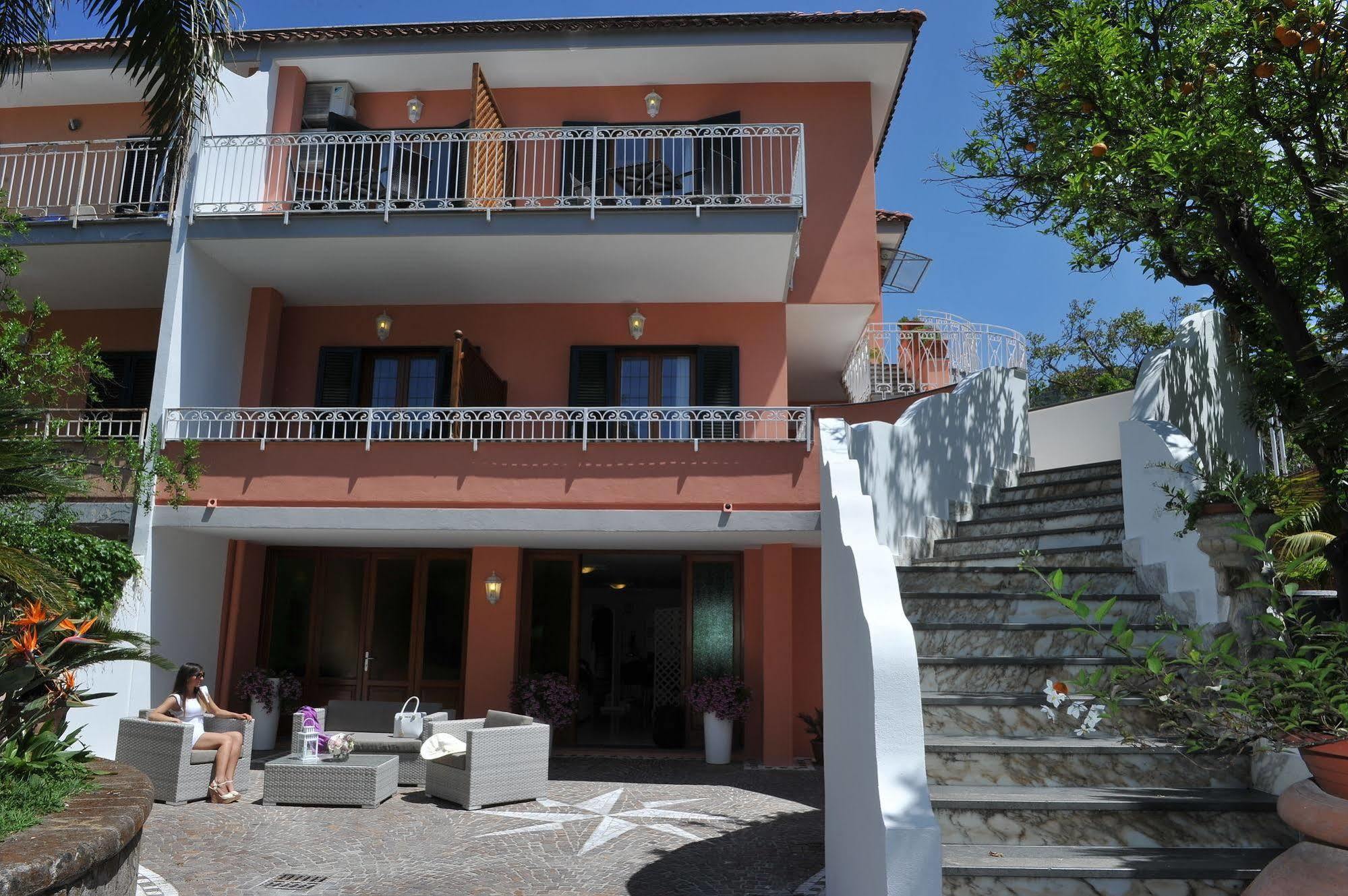 Relais Francesca Bed & Breakfast Piano di Sorrento Exterior photo